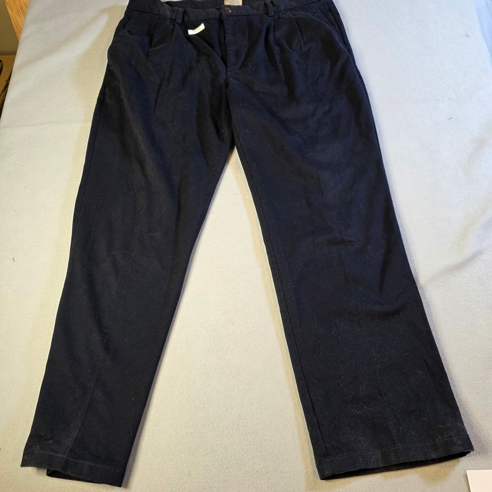 St Johns Bay Mens 40x32 Black Easy Care Pleated Chino Pants Cotton Blend Stretch